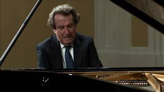 Beethoven Sonata No. 13 in E Flat Major Op. 27/1-----Rudolf Buchbinder