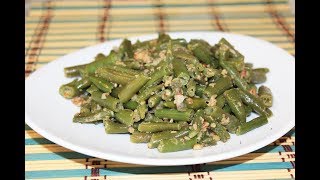 Стручковая фасоль тушеная с чесноком и грецкими орехами