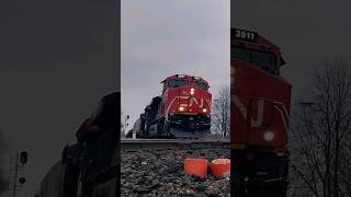 CN Manifest Sailing south across the CSX Garrett Subdivisoin!!