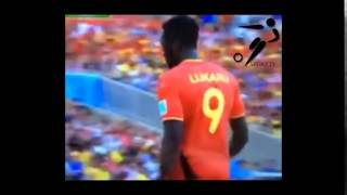 لاعب يعنف مدربه ويعترض على تغييره