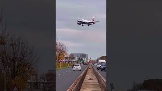 elemer.aviation: Size difference? 🤔🤩✈️....#airbus #airbuslovers #britishairways #aviation #airplane