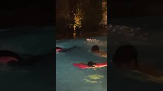 Wah ayah kalah #lomba #renang #swimming #pool #hotel #vacation #staycation #liburan #fyp #viralvideo