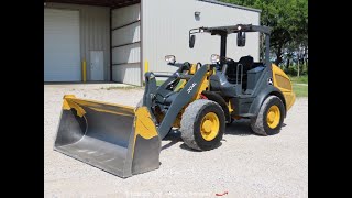 2019 John Deere 204L Compact Tool Carrier Wheel Loader - bidadoo