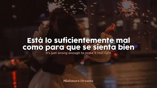 Taylor Swift -  Sparks Fly (Taylor's Version) | (Español + Lyrics)