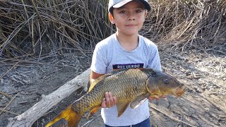 Fishing carps in California / Pesca de carpas