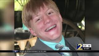 Senator Isakson and Congressman Loudermilk honor deceased Georgia high school student