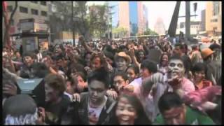 ZOMBIE INVASION! THE WALKING DEAD STRIKES MEXICO CITY 14:17PM