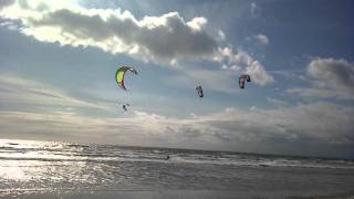 Rhossili - Kite Surfers having FUN