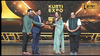 SD CREATION, PUNE |  SUPER STAR OF INDUSTRY AWARD Given by Actress RAKULPREET SINGH  |  RAGHANI