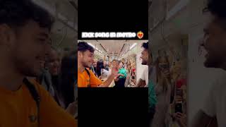 Kick Song In Metro 🔥 | Fell The Vibe  #shorts #singing #viral