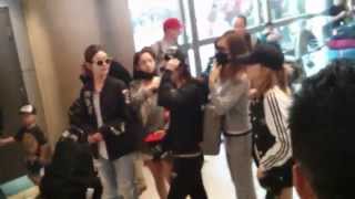 Crayon Pop Arrival @ LAX 140502 2/3