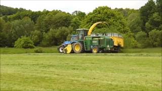 John Deere 6810