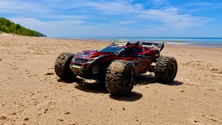 Traxxas Rustler 4x4 VXL Beach Day