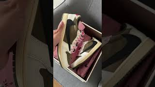 Unboxing the Jordan 1 Low x Travis Scott medium Olive 🫒 #sneakers #sneakerhead #nike #unboxing