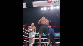 Jake Paul beats mike Tyson by unanimous decision #shorts #boxing #jakepaul