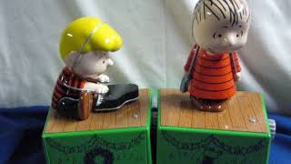 Hallmark 2017 Peanuts Christmas Dance Party Schroeder & Linus 1