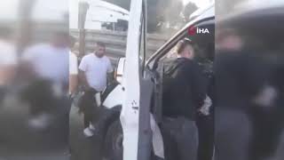 Kocaeli’de Servis Minibüsü Tır’a Çarptı! 4 Kişi Yaralandı