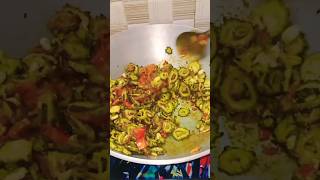 making karela recipe #shortsvideo #youtubeshorts #ytcooking.