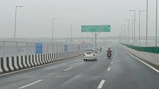 delhi to bombai express in dwarka road #road #rider #reels