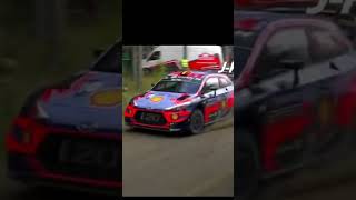 Thierry Neuville #11 | Hyundai i20 Rally 1 WRC | Rally Finland | spektakularny skok | duża prędkość