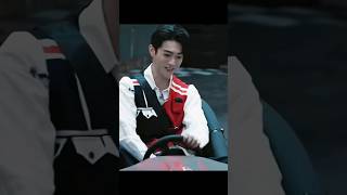 1.88m XuKai in boomboom car 😄 He missed PengPeng