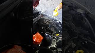 Aplicação de verniz de motor. #automobile #top #detailing #motor #hb20