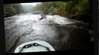 Bear Creek Rapid Raft Line, Cheoah River, NC.