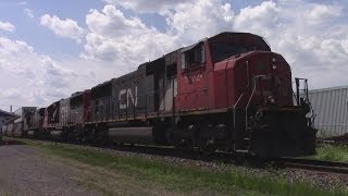 Railfanning Laurier Station, QC 06-29-2014