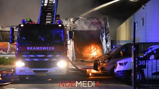 Zeer grote brand in bedrijfsverzamelgebouw Numansdorp - 17/8/2020