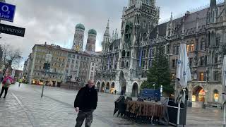 january 3, 2024 @ 0834 in Marienplatz -Square in Munich Germany 🇩🇪….sunrise in the city!