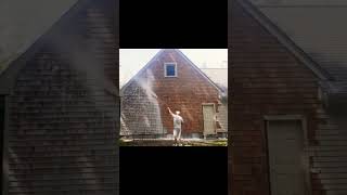 Pressure washing after pretreating with a foam cannon #satisfyingpressurewashing #foamcannon