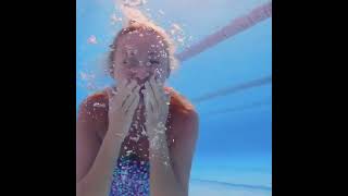 women underwater