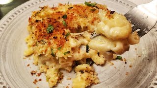 Baked Queso Mac & Cheese with Crispy Chive Topping