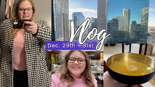 Vlog Dec. 29th - 31st | Birthday in the City & Quiet New Year's Eve