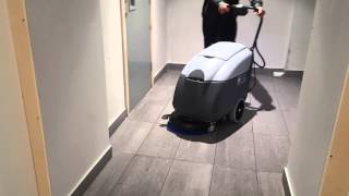 Nilfisk BA410S scrubber dryer