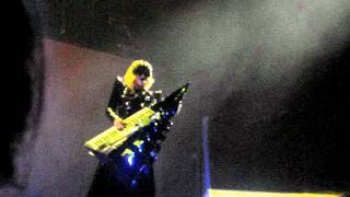 Lady Gaga Playing the Keytar/Money Honey