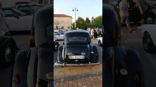 Citroën Axel e Citroën Traction Avant.