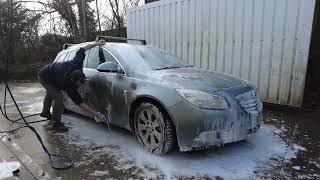 Vauxanne gets a bath in readiness for her 1970s station wagon makeover