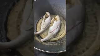 Fried fish #foryou #shortvideo #ytshorts #food #shorts #share #subscribe #cooking #yummy #video