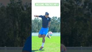 Soccer juggling skills #soccershorts #soccer training #footballskills #footballer #physed