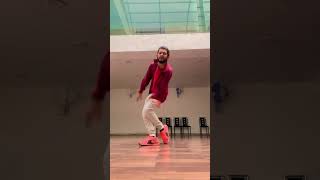 Dance moves with Rahul #explore #dance #bollywoodchoreographer #dancecover #dancemoves #dancer