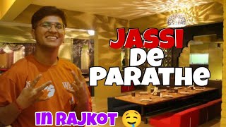 Jassi De Parathe 🤤 | Rajkot | #vlogs #foodvlog #jassideparathe