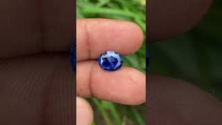 Amazing Natural Blue Sapphire Vivid Blue💎Weight Carat 2.90💎Colour Un Heated 💎Origin Sri Lanka 💎Lover