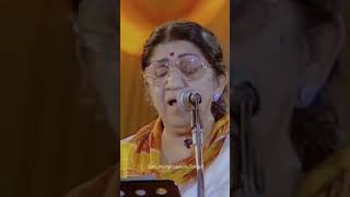 #viralvideo #latamangeshkar #bollywoodsongs #oldsong #youtubeshorts