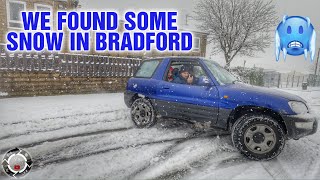 RAV 4 DRIFTING IN SNOW