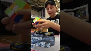 He Solved a Rubik's Cube Blindfolded in 14 Seconds #shorts #speedcubing