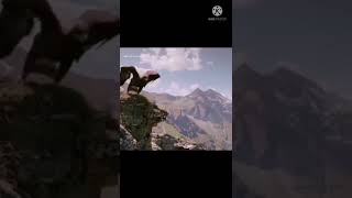 eagle 🦅 caught out wild goat 🐐 and flying