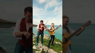 Beautiful Acoustic Music on the Cornish Cliffs in St Ives #folkmusic #violin #cornwall