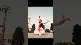 Bharatnatyam pose ❤️| Indian raga | nritya_keshvi #bharatnatyam #dancer #short #pose