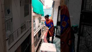 KON KON AISE DEKHTE H😂 #funny #comedy #prank #ytshorts #shorts #youtubeshorts #funnyshorts #viral